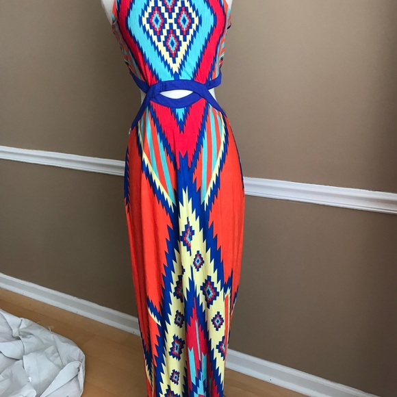 !SUMMER SALE! Beautiful Atzec Print Sundress - Picture 4 of 4